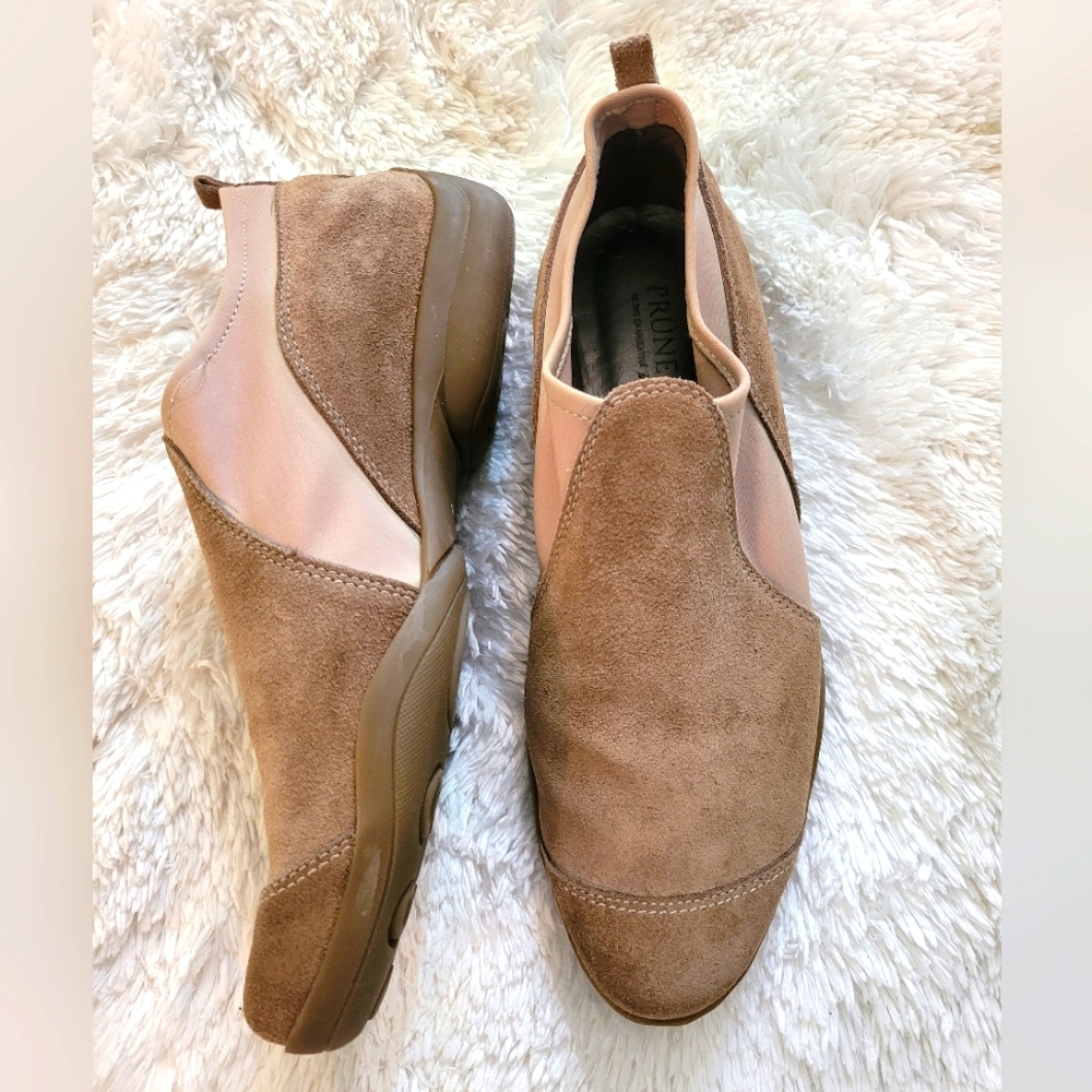 Prune Women's Loafers